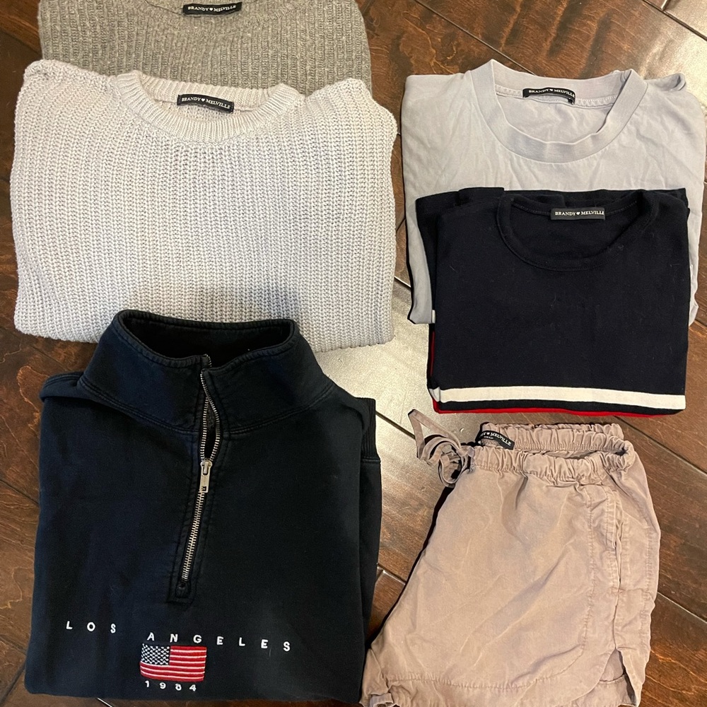 BRANDY MELVILLE BUNDLE